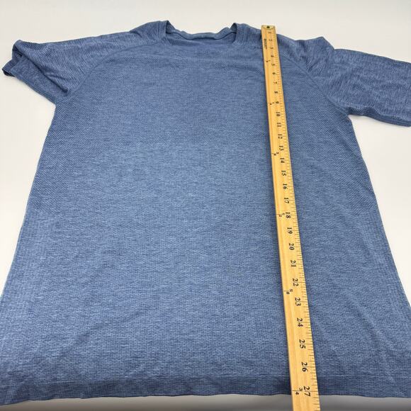 LULULEMON Mens Short Sleeve Technical Shirt Size L Blue Lightweight Athletic Top - Picture 7 of 7